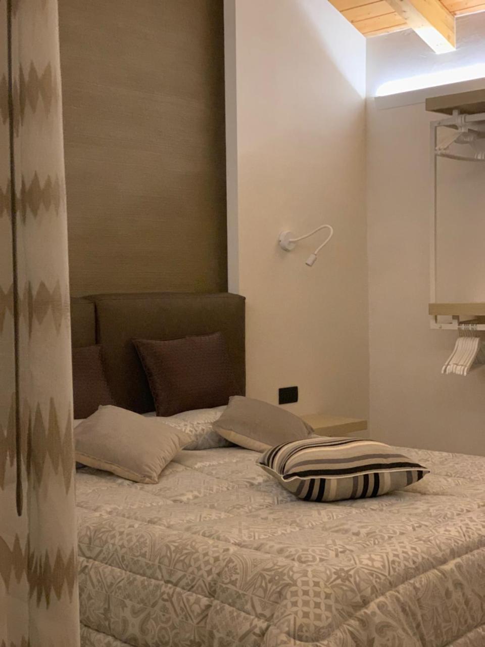 Suite Cavour - Suntripsicily Riposto ภายนอก รูปภาพ